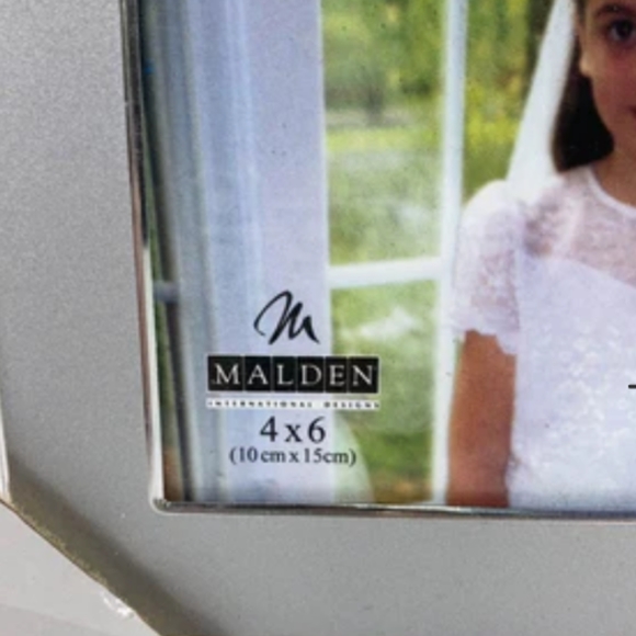 Malden 4x6 pictures frames. First communion and Confirmation - Picture 7 of 12